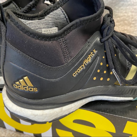 Men’s 8 Adidas Boost Crazyflight x Mid Volleyball - Picture 5 of 11